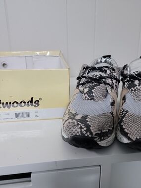 Outwoods Beige Black Snake-Print Women's Sneakers